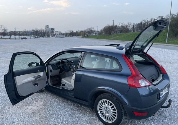 Volvo C30 cena 20000 przebieg: 262000, rok produkcji 2007 z Warszawa małe 106